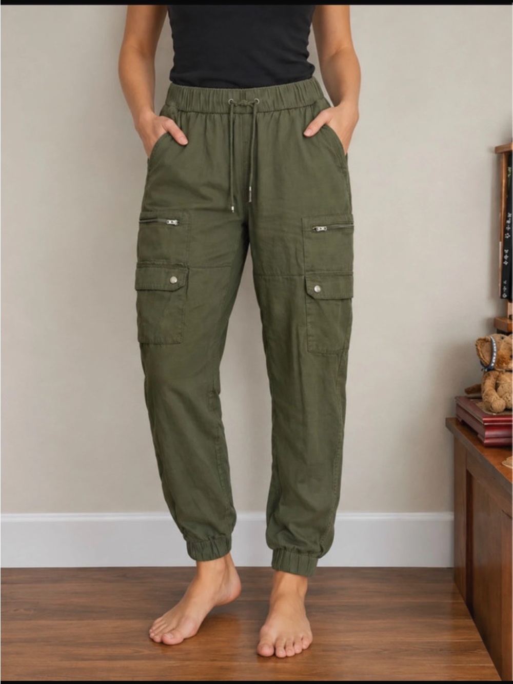BANANA REPUBLIC TENCEL CARGO JOGGERS sz S